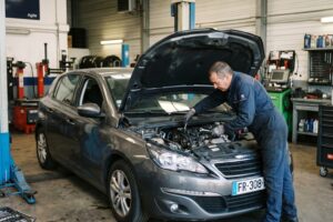 quand changer la courroie de distribution peugeot 308 diesel​